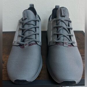 New in Box KURU Men's Gray Atom Sneakers